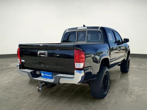 Used 2016 Toyota Tacoma SR5 image 8