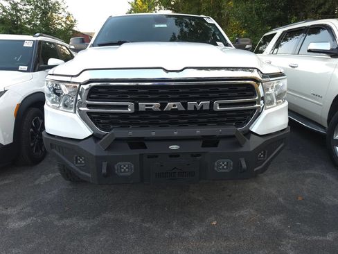 Used 2022 RAM 1500 Big Horn AWD/4WD image 3