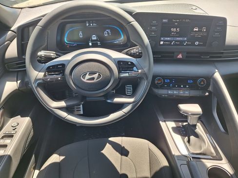 Used 2026 Hyundai Elantra Sport FWD image 23