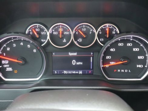 Used 2022 Chevrolet Silverado 1500 Custom Trail Boss w/ Safety Confidence Package AWD/4WD image 33