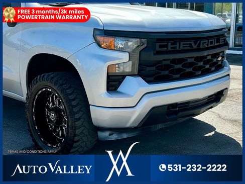 Used 2022 Chevrolet Silverado 1500 Custom AWD/4WD image 10