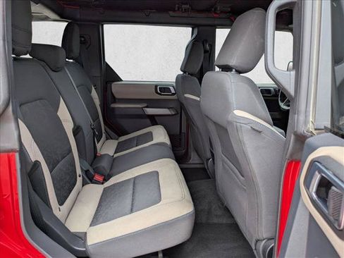 Used 2023 Ford Bronco Wildtrak AWD/4WD image 19