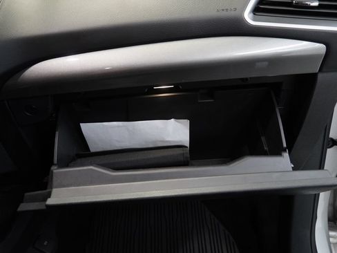 Used 2019 Ford Edge SEL w/ Equipment Group 201A AWD/4WD image 38