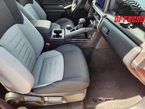 Certified 2025 Toyota 4Runner TRD Off-Road AWD/4WD image 15