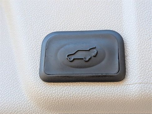 Used 2012 Buick Enclave Leather image 15