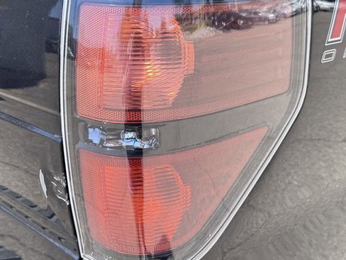 Used 2014 Ford F150 FX4 w/ Equipment Group 402A Luxury AWD/4WD image 54