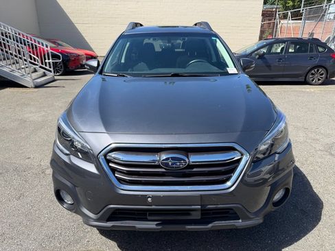 Used 2019 Subaru Outback 2.5i Premium w/ Popular Package #2 AWD/4WD image 2