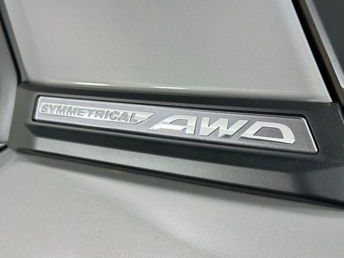 Used 2025 Subaru Forester Premium AWD/4WD image 13