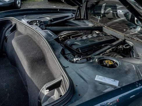 Used 2020 Chevrolet Corvette Stingray Coupe w/ 1LT image 40