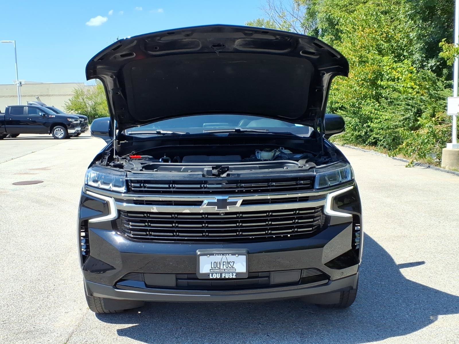 Used 2021 Chevrolet Tahoe RST w/ Luxury Package AWD/4WD image 31