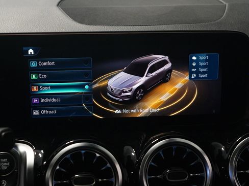 New 2026 Mercedes-Benz GLB 250 4MATIC image 25