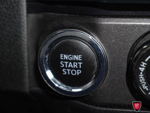 Used 2020 Toyota Tacoma TRD Sport w/ TRD Premium Sport Package image 31