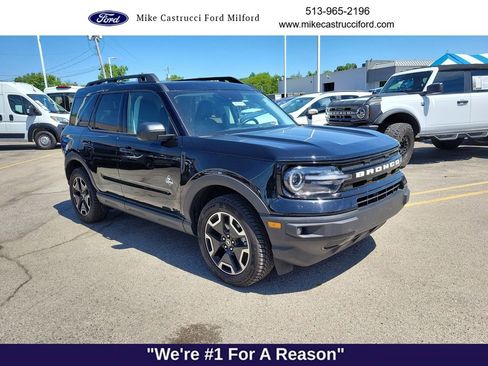 Certified 2023 Ford Bronco Sport Outer Banks w/ Tech Package AWD/4WD image 7