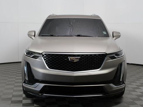 Used 2022 Cadillac XT6 Luxury image 2