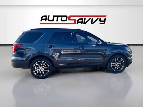 Used 2017 Ford Explorer Sport w/ Equipment Group 401A AWD/4WD image 8