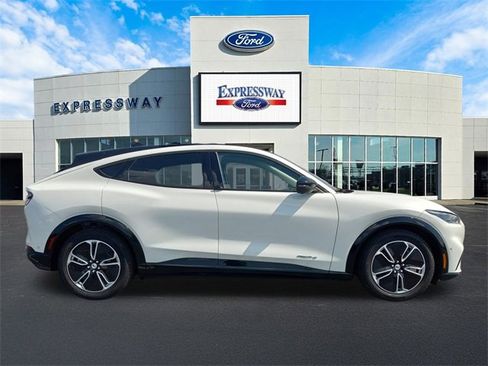 Used 2023 Ford Mustang Mach-E Premium image 5