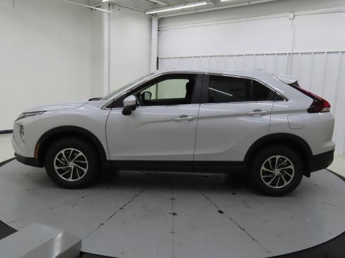 New 2026 Mitsubishi Eclipse Cross ES image 6