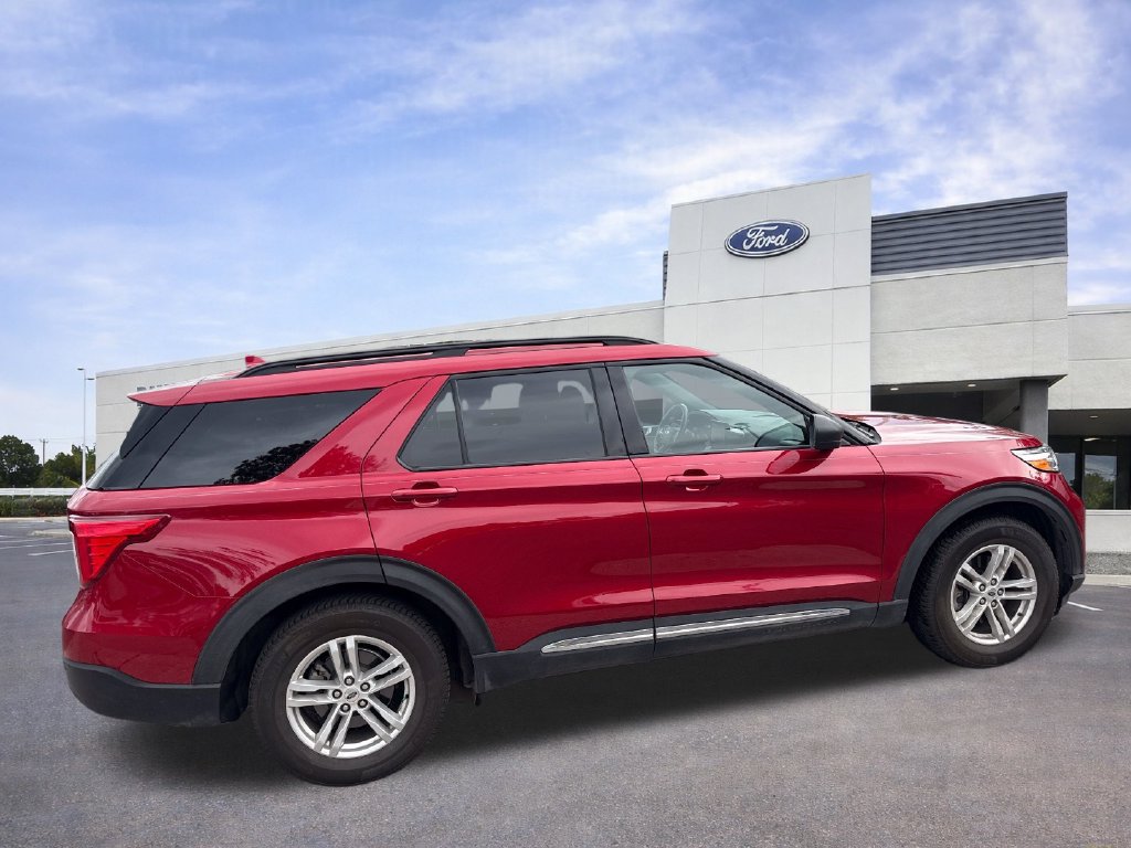 Certified 2020 Ford Explorer XLT RWD image 9