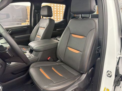 Used 2023 GMC Sierra 1500 AT4 w/ AT4 Preferred Package AWD/4WD image 23