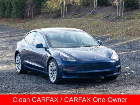 Used 2022 Tesla Model 3 Long Range image 12