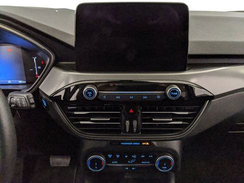 Certified 2025 Ford Escape Active image 8