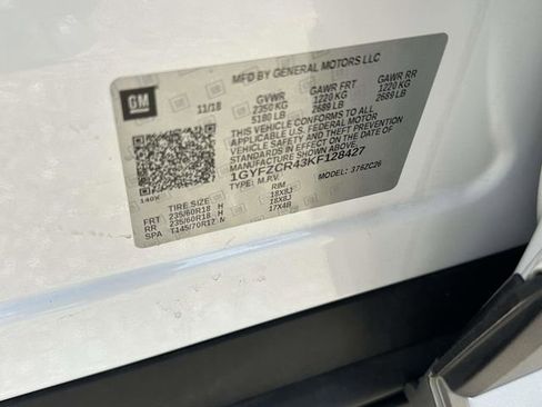 Used 2019 Cadillac XT4 Premium Luxury w/ Technology Package FWD image 32