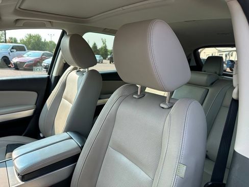 Used 2015 MAZDA CX-9 Grand Touring w/ GT Technology Package AWD/4WD image 3