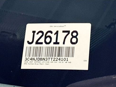Used 2026 Jeep Compass Latitude AWD/4WD image 24