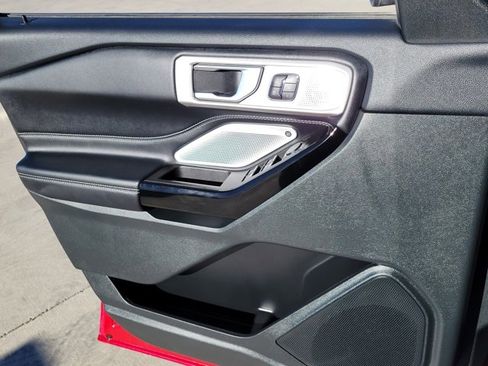 Certified 2024 Ford Explorer ST w/ Equipment Group 401A image 7