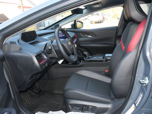 New 2026 Toyota Prius Plug-In Hybrid image 3