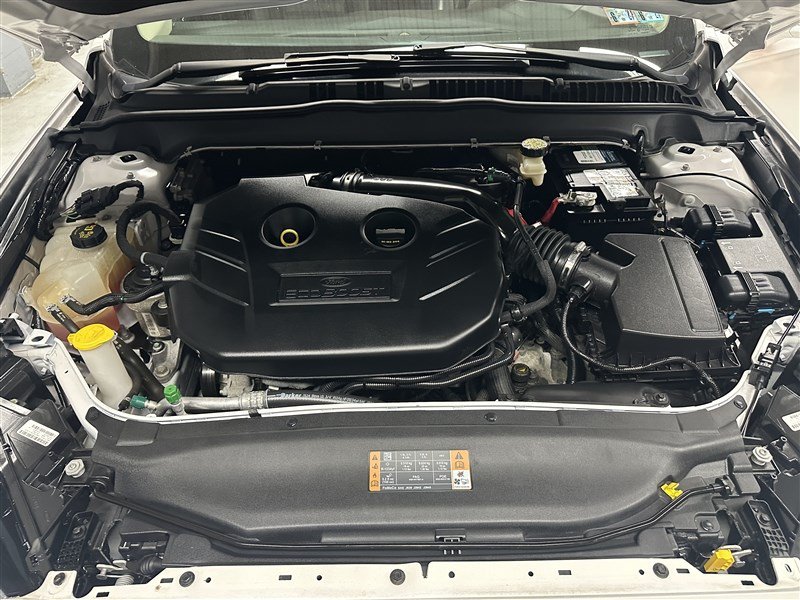 Used 2017 Ford Fusion SE w/ Equipment Group 202A AWD/4WD image 20
