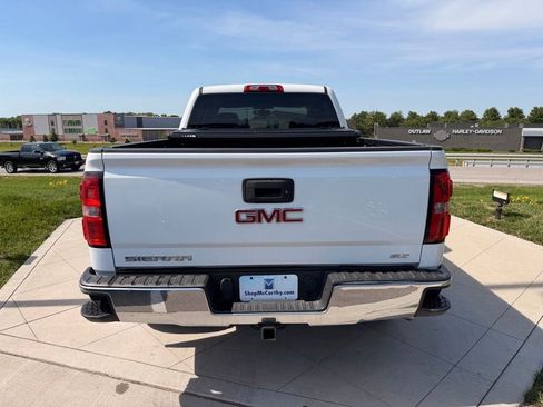 Used 2015 GMC Sierra 1500 SLT w/ SLT Crew Cab Value Package AWD/4WD image 4