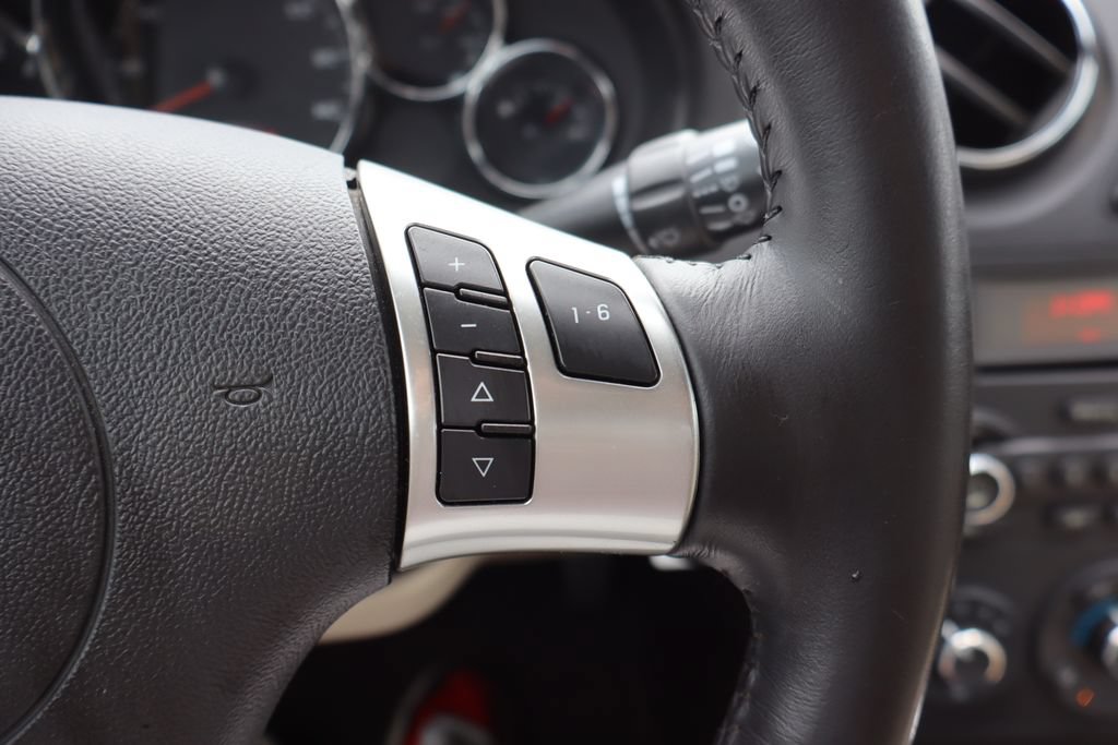 Used 2006 Pontiac G6 GT FWD image 9