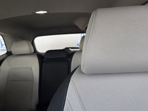 Used 2023 Honda CR-V EX image 18