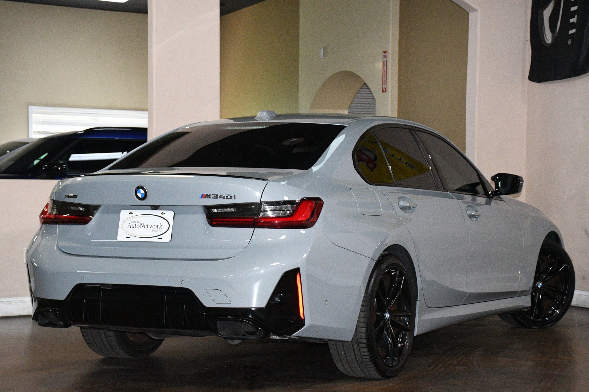 Used 2023 BMW M340i xDrive AWD/4WD image 5
