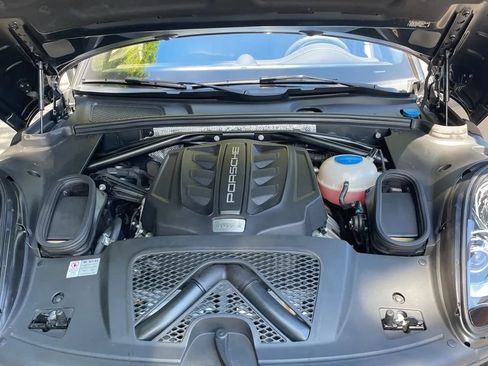 Used 2017 Porsche Macan S AWD/4WD image 14