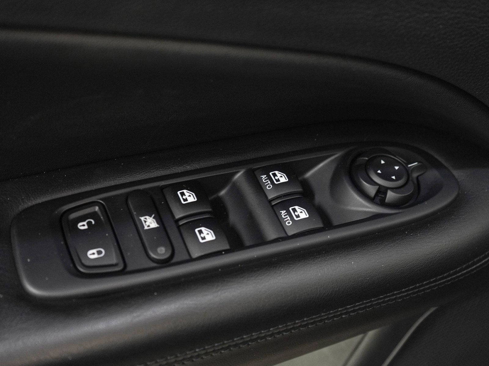 Used 2021 Jeep Compass Latitude AWD/4WD image 21