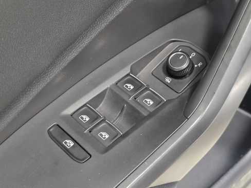 Used 2021 Volkswagen Jetta S FWD image 9