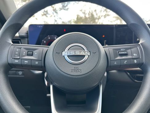 New 2026 Nissan Kicks SV w/ SV Premium Package FWD image 23