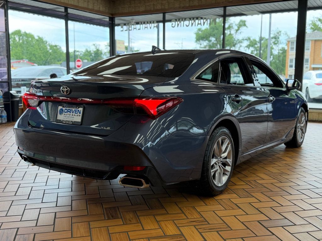 Used 2021 Toyota Avalon XLE FWD image 8