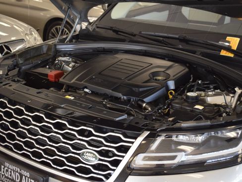 Used 2018 Land Rover Range Rover Velar S image 65