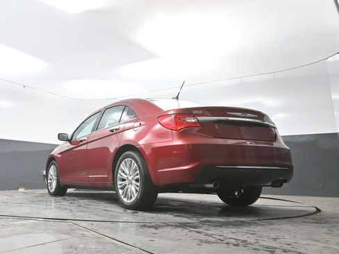 Used 2013 Chrysler 200 Limited image 29