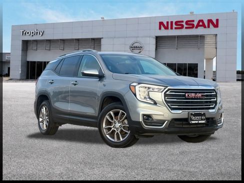 Used 2024 GMC Terrain SLT w/ Infotainment Package II AWD/4WD image 1