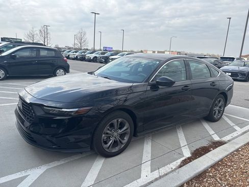 Used 2024 Honda Accord EX image 29