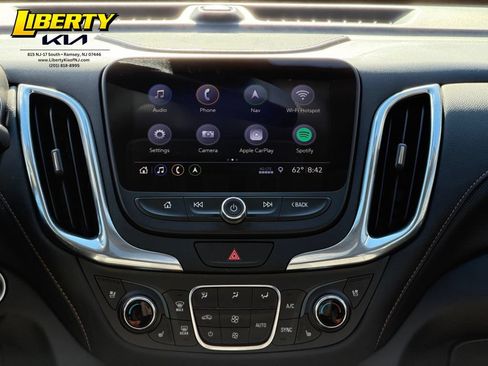 Used 2021 Chevrolet Equinox Premier AWD/4WD image 14