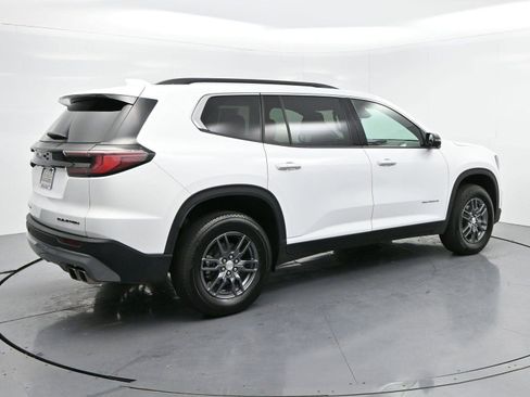 Used 2025 GMC Acadia Elevation image 7