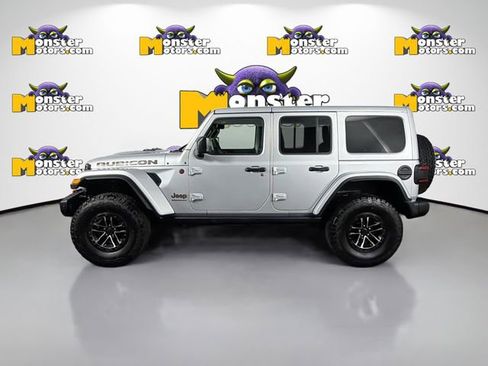 Used 2024 Jeep Wrangler Unlimited Rubicon AWD/4WD image 8