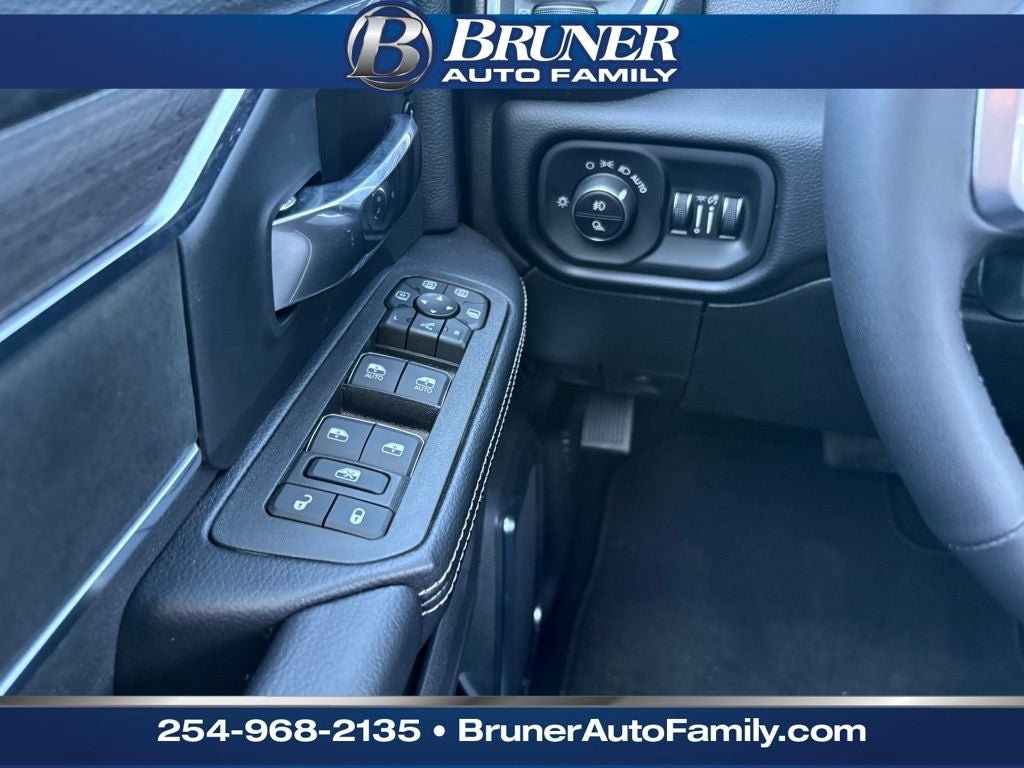 New 2026 RAM 2500 Laramie w/ Night Edition AWD/4WD image 16