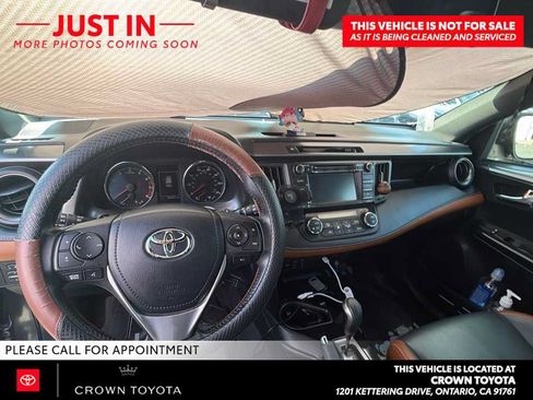 Used 2017 Toyota RAV4 SE w/ Power Special Value Package FWD image 8