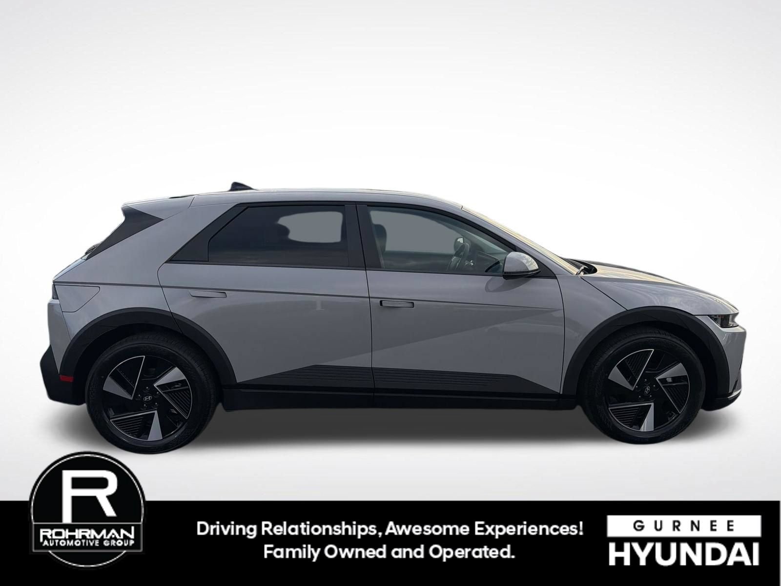 New 2026 Hyundai Ioniq 5 SE AWD/4WD image 9